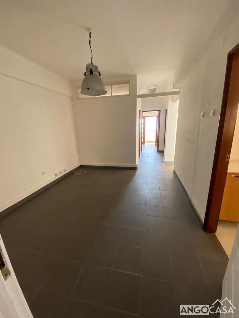 Apartamento T2 Em Ingombota Angocasa